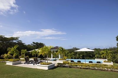 Luxury Villa Photo #3