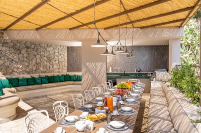 Luxury Villa Photo #9