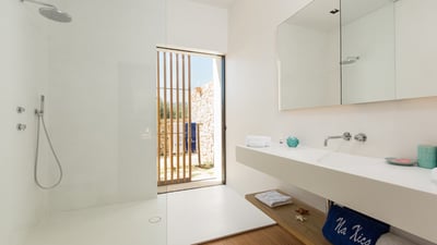 Luxury Villa Photo #33