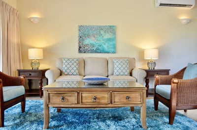 Luxury Villa Photo #7
