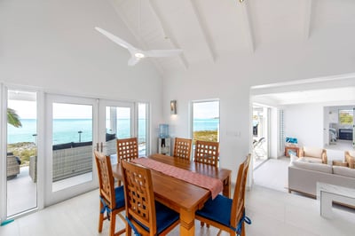 Luxury Villa Photo #47