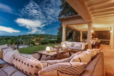 Luxury Villa Photo #5