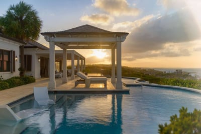 Luxury Villa Photo #2