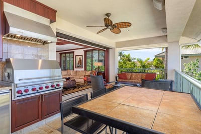 Luxury Villa Photo #18
