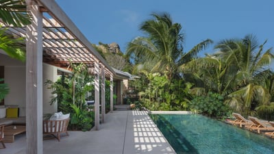 Luxury Villa Photo #5