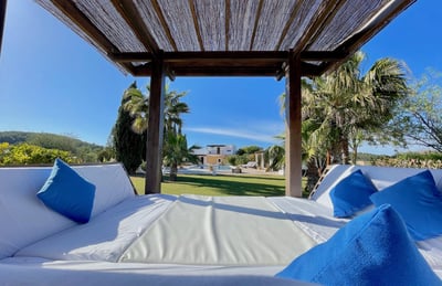 Luxury Villa Photo #7