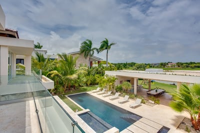Luxury Villa Photo #22