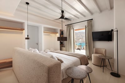 Luxury Villa Photo #29
