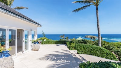 Luxury Villa Photo #18