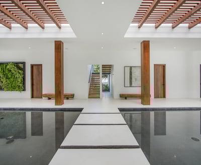 Luxury Villa Photo #31