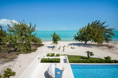 Luxury Villa Photo #23