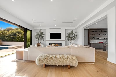 Luxury Villa Photo #24