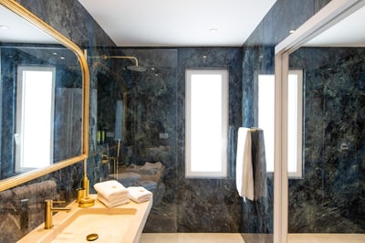 Luxury Villa Photo #44