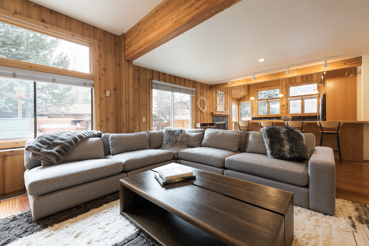 580 E 5th St chalet rental - 13