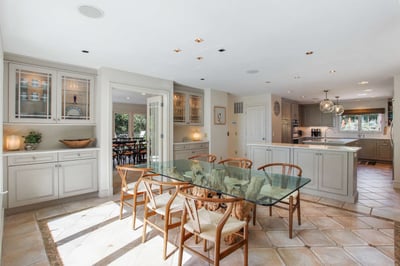 Luxury Villa Photo #18