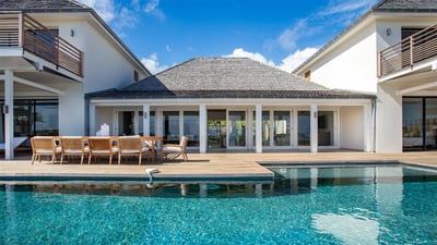 Pool & Terrace