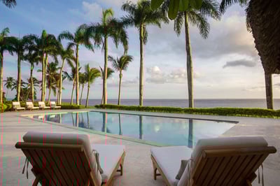 Luxury Villa Photo #3