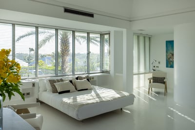 Luxury Villa Photo #24