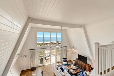 Luxury Villa Photo #18