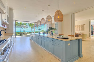 Luxury Villa Photo #27