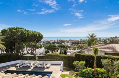 Luxury Villa Photo #10
