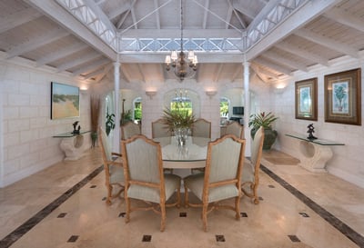 Luxury Villa Photo #5