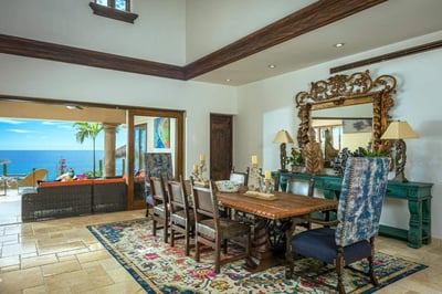Luxury Villa Photo #28