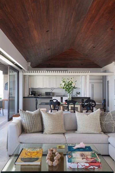 Luxury Villa Photo #19
