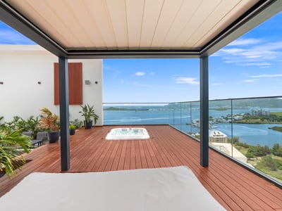Luxury Villa Photo #6