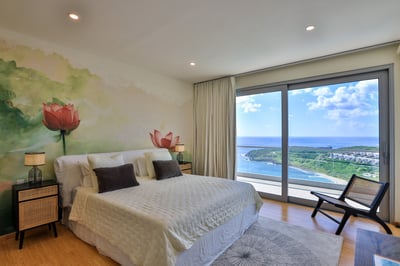 Luxury Villa Photo #28