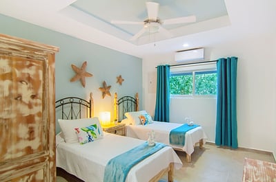 Luxury Villa Photo #55