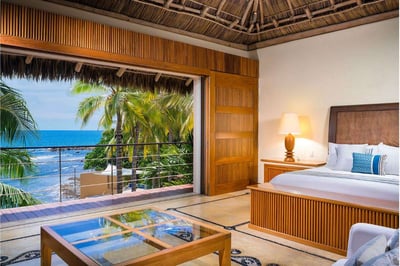 Luxury Villa Photo #14