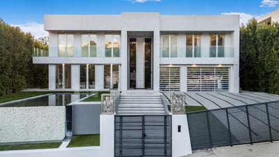 Luxury Villa Photo #7