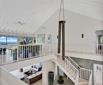 Luxury Villa Photo #17