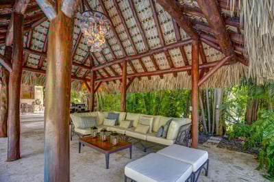 Luxury Villa Photo #19