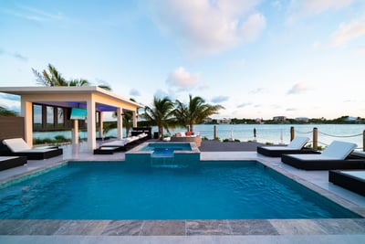 Luxury Villa Photo #20