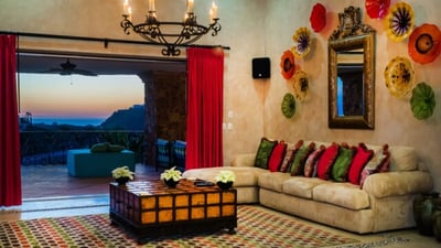 Luxury Villa Photo #19