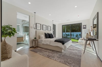 Luxury Villa Photo #40