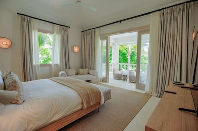 Luxury Villa Photo #35