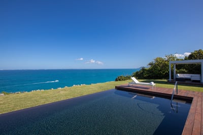 Luxury Villa Photo #5