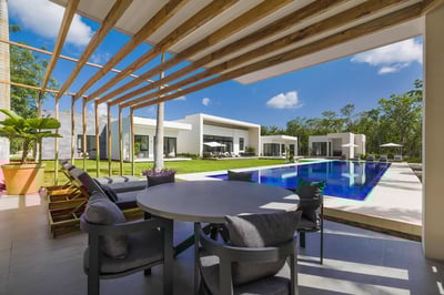 Luxury Villa Photo #14