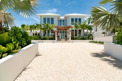 Luxury Villa Photo #37