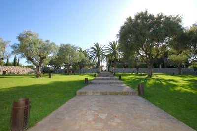 Luxury Villa Photo #16