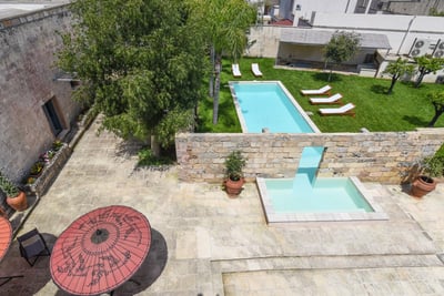 Luxury Villa Photo #8