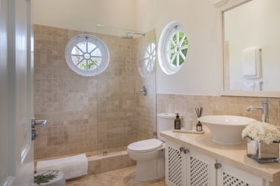 Luxury Villa Photo #28