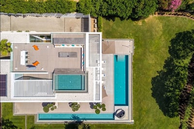 Luxury Villa Photo #8