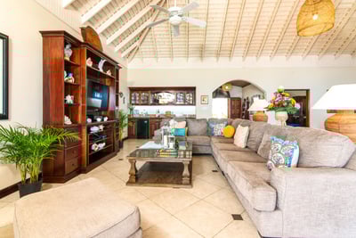 Luxury Villa Photo #10