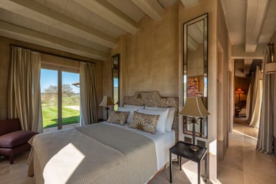 Luxury Villa Photo #21