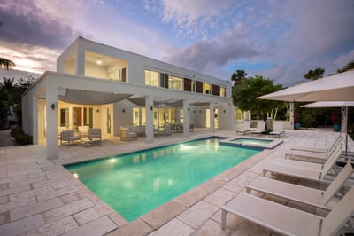 Luxury Villa Photo #7