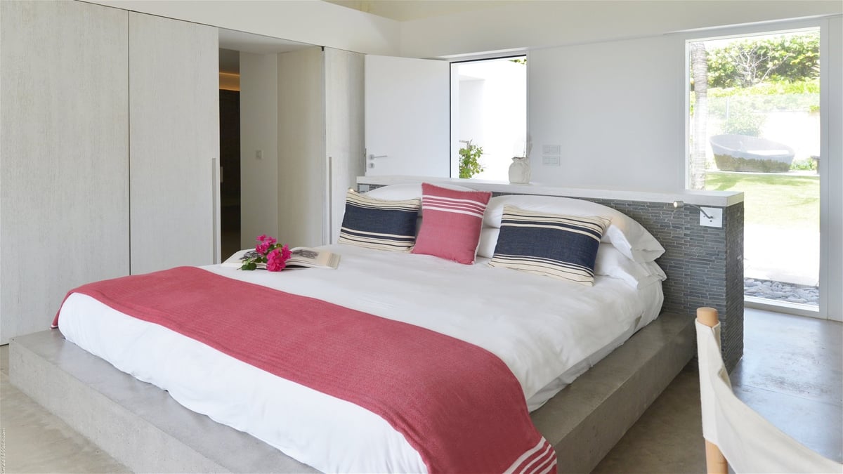 Bedroom 3: Located in the villa 1. King size bed, air conditioning, HD-TV, Dish Network, s - Image 65